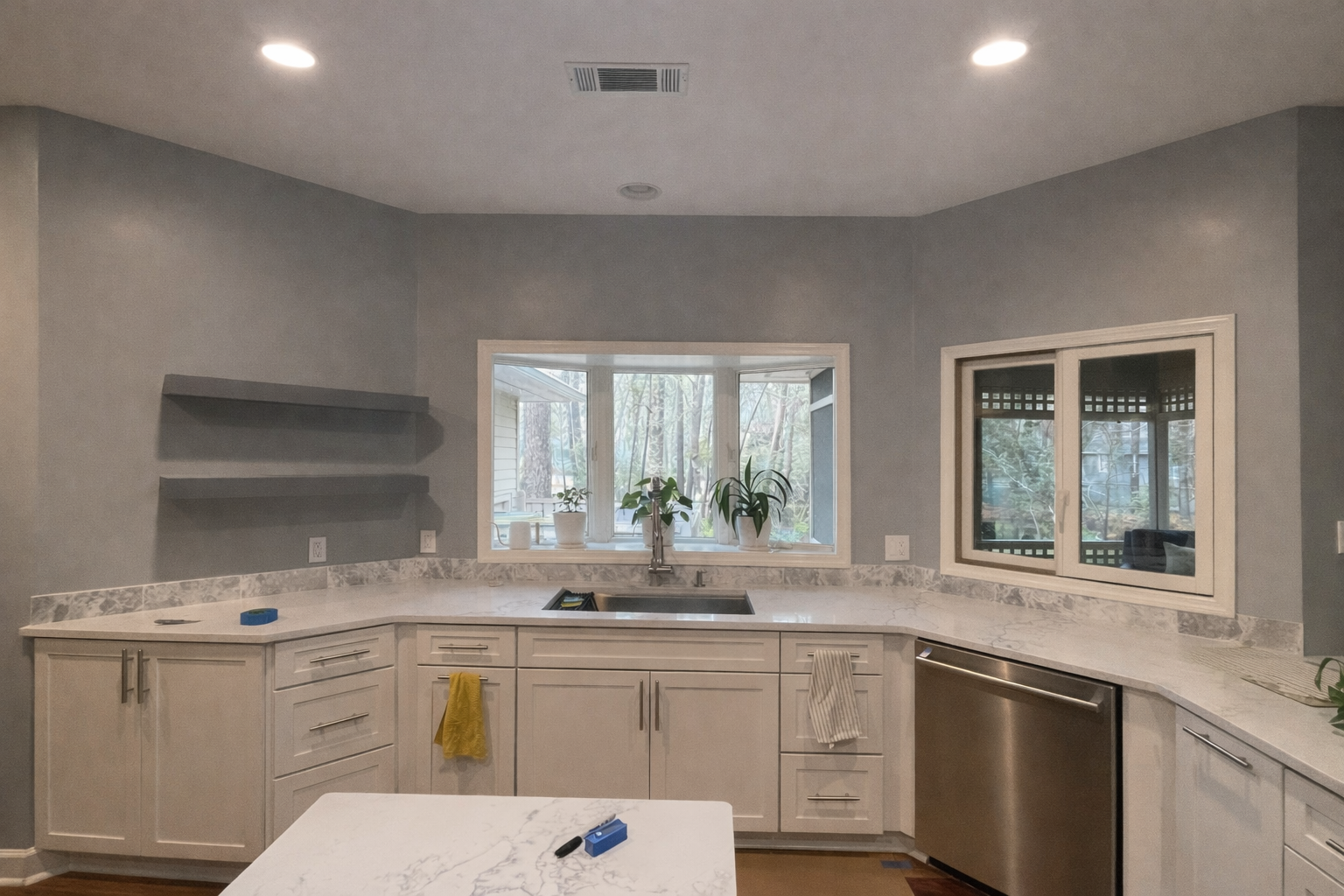 Kitchen wall before tile backsplash installation
